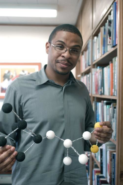 Roland G. Fryer, Jr. Jr Fellow Studies Black Success Gap News The Harvard