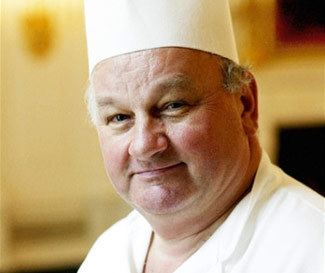 Roland Mesnier Jewish Cuisine Former White House Pastry Chef Roland Mesnier