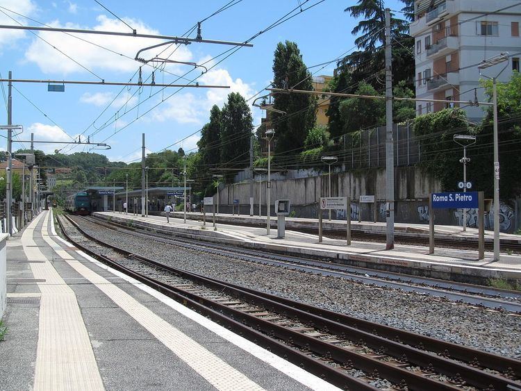 Roma San Pietro railway station