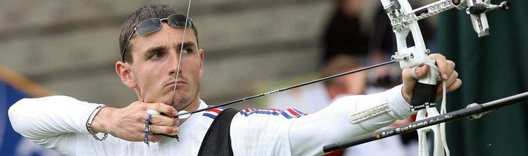 Romain Girouille Nincompoopery French Archery Team Quite a range
