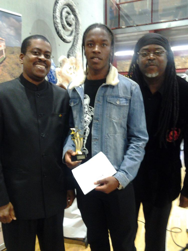 Romaine Sawyers Romaine Sawyers awarded in the peoples choice category at Mixed