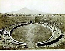 Roman amphitheatre httpsuploadwikimediaorgwikipediacommonsthu