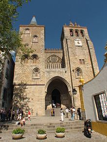 Roman Catholic Archdiocese of Evora httpsuploadwikimediaorgwikipediacommonsthu