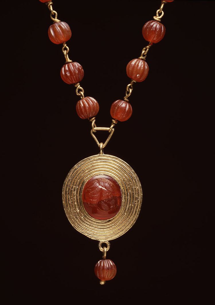 Roman jewelry