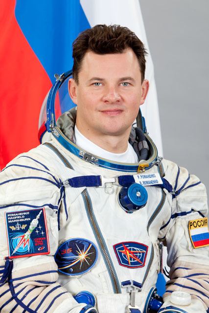 Roman Romanenko Russian Cosmonaut Roman Romanenko 8x10 Official Portrait
