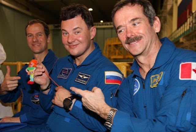 Roman Romanenko 2 Russians take spacewalk Blouin News