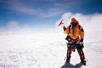 Romi Garduce Everest K2 News ExplorersWeb Everest 2006 Philippines