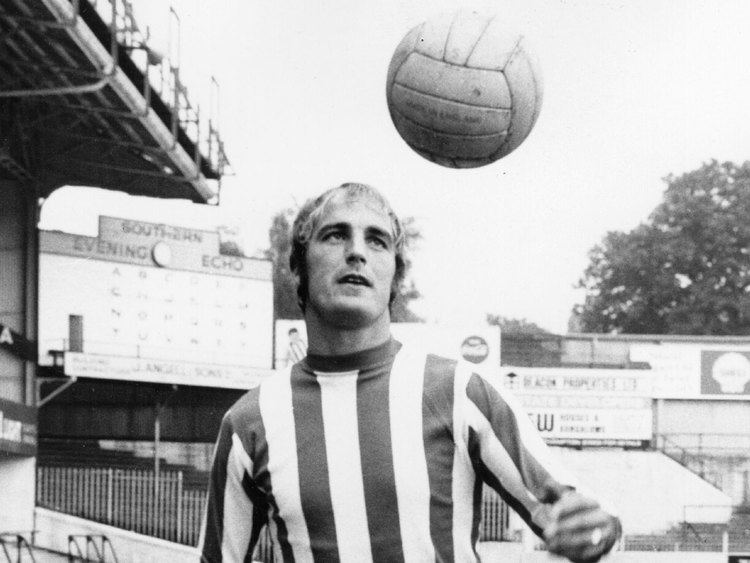 Ron Davies (footballer, born 1942) Ron Davies Prolific Southampton striker hailed by Matt Busby as