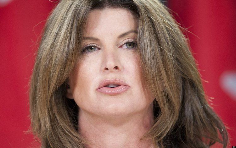 Rona Ambrose Cyberbullying Canada Rona Ambrose Brought To Tears During