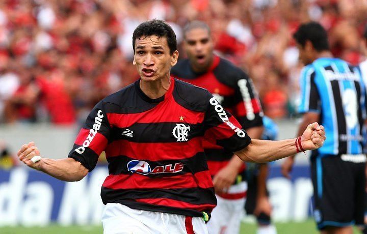 Ronaldo Angelim 10 imagens do gol do Ronaldo Angelim no ttulo em 2009