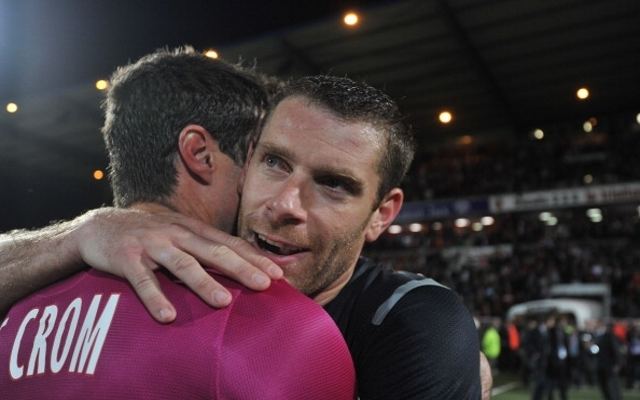 Ronan Le Crom Video Veteran PSG Keeper Ronan Le Crom In Tears After Red