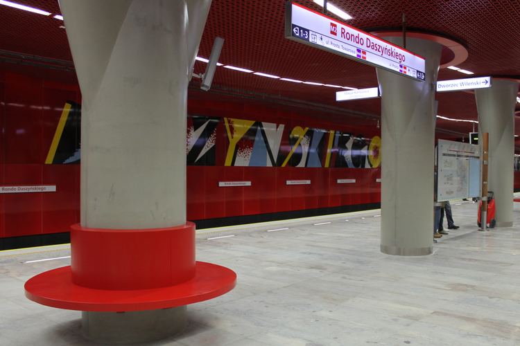 Rondo Daszyńskiego metro station