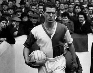 Ronnie Clayton (footballer) Blackburn Rovers legend Ronnie Clayton dies From Lancashire Telegraph