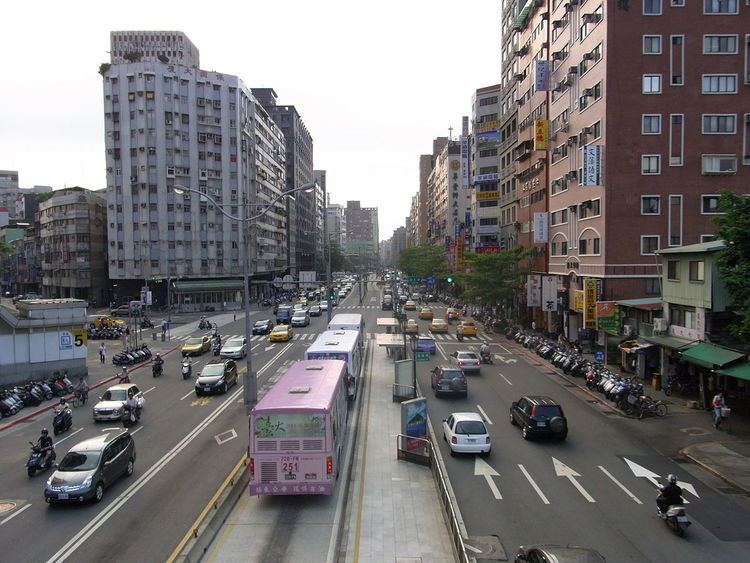 Roosevelt Road (Taipei) httpsuploadwikimediaorgwikipediacommonsthu