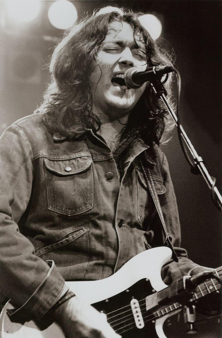 Rory Gallagher Rory Gallagher Wikipedia the free encyclopedia
