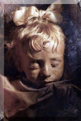 The mummy of the little girl Rosalia Lombardo (1918-1920).