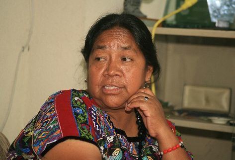 Rosalina Tuyuc Por el derecho a la resistencia pacfica y organizada