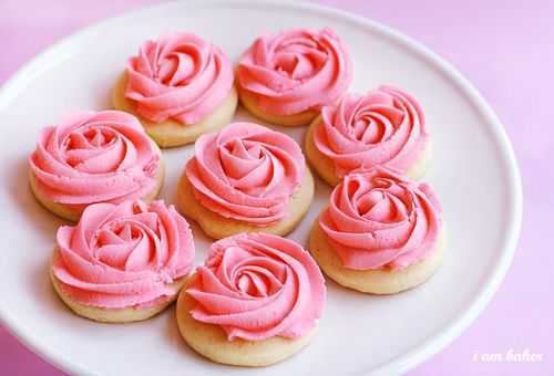 Rose Cookies Rose Cookie Tutorial i am baker