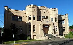 Roseburg Oregon National Guard Armory httpsuploadwikimediaorgwikipediacommonsthu