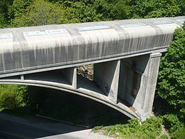 Rosedale Valley Bridge httpsuploadwikimediaorgwikipediacommonsthu