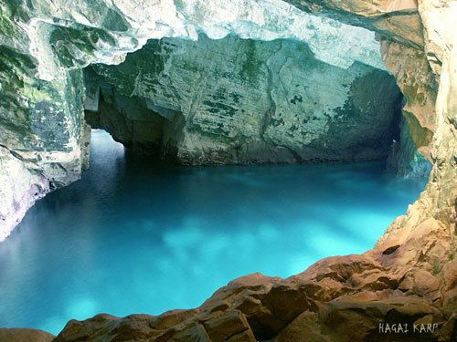 Rosh HaNikra grottoes wwwakkoorgilimageimagesplacesrosh2jpg