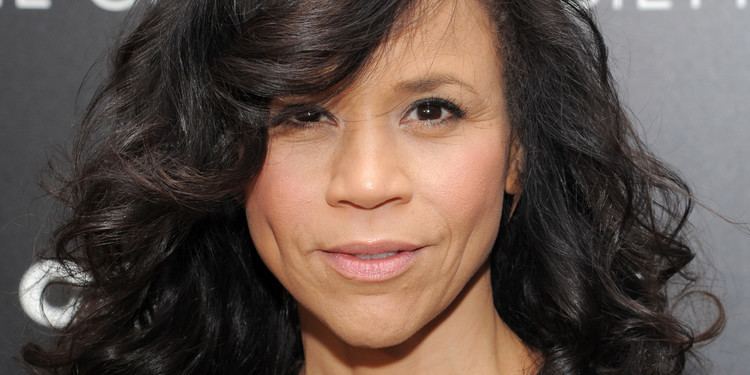 Rosie Perez Rosie Perez Fired A Rep Who Told Her To Get Plastic