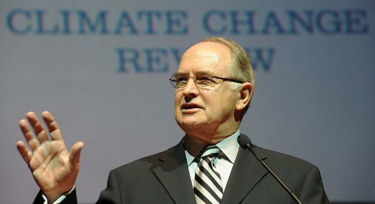 Ross Garnaut Minister says Garnaut review one carbon price input Eco News