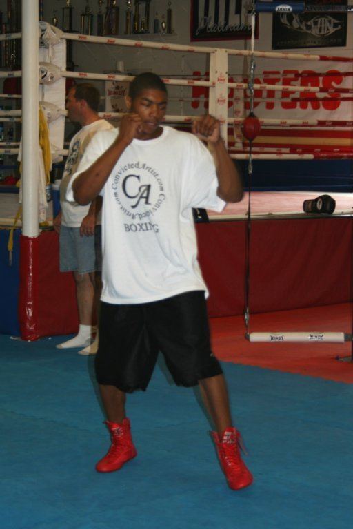 Ross Puritty Former WBC Heavyweight Champion Ross Puritty helps to