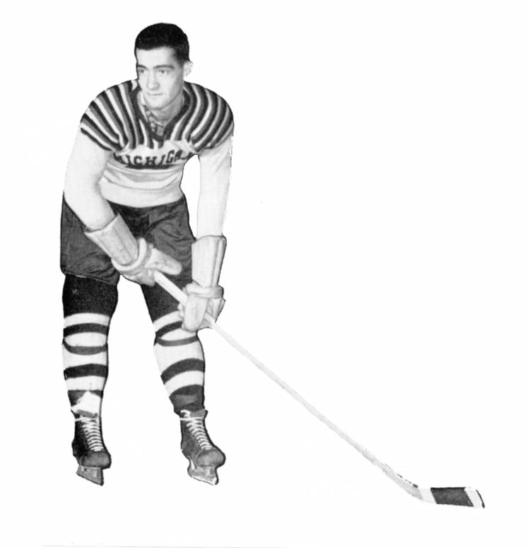 Ross Smith (ice hockey) FileRoss Smith ice hockeyjpg Wikimedia Commons