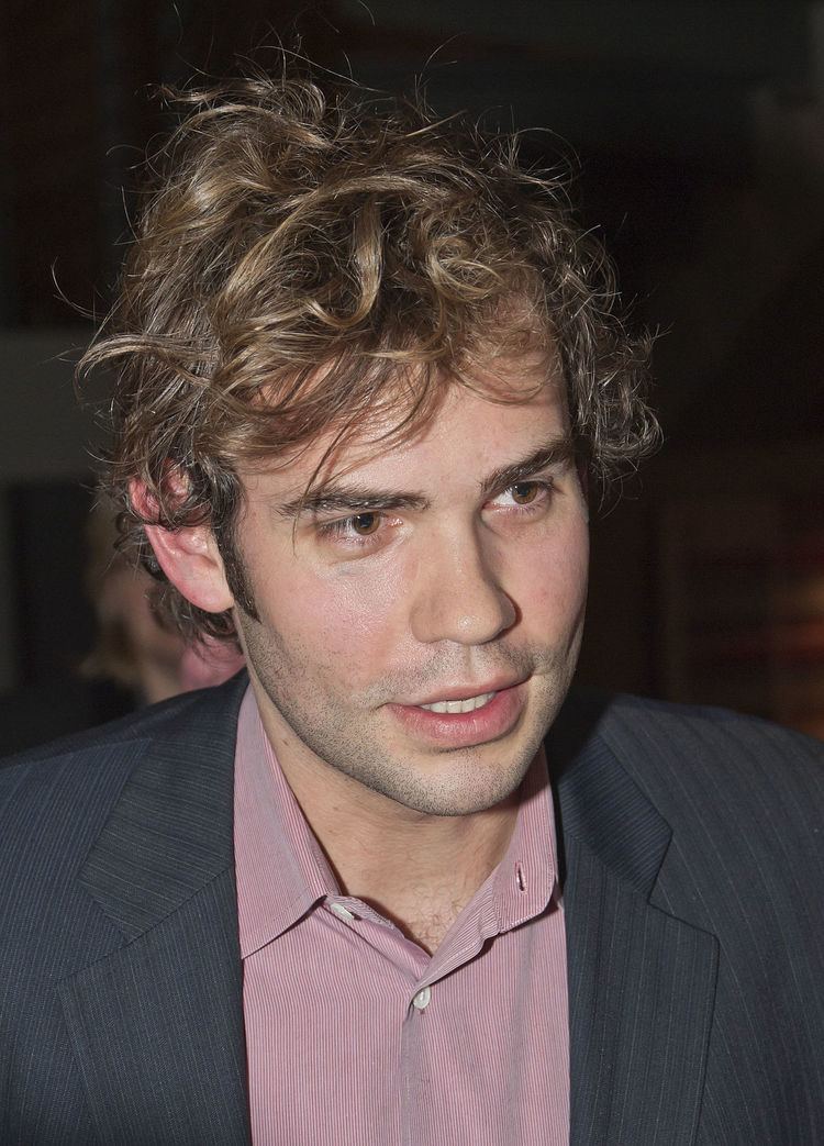 Rossif Sutherland httpsuploadwikimediaorgwikipediacommonsthu