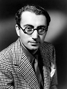 Rouben Mamoulian httpsuploadwikimediaorgwikipediacommonsthu