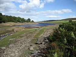 Roundhill Reservoir httpsuploadwikimediaorgwikipediacommonsthu
