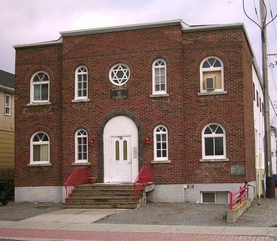 Rouyn-Noranda Synagogue httpsuploadwikimediaorgwikipediacommons11