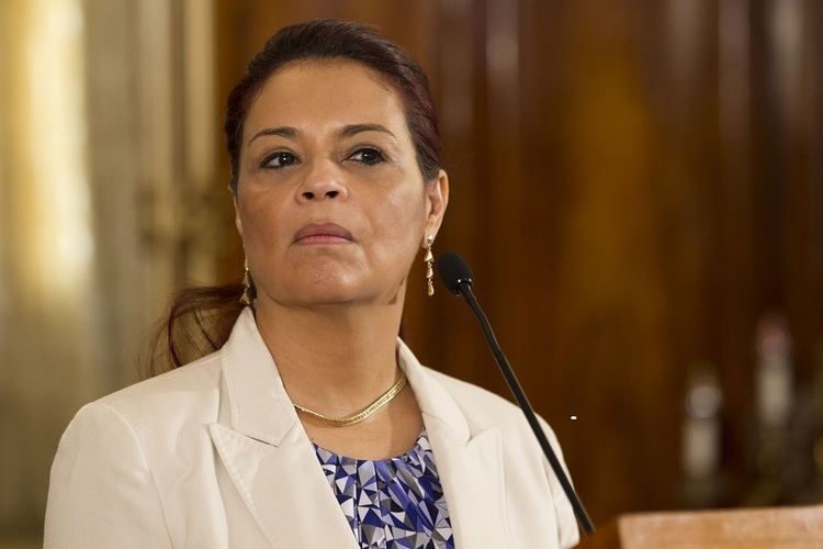 Roxana Baldetti Roxana Baldetti dimiti de la Vicepresidencia La Hora