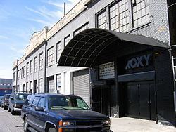 Roxy NYC httpsuploadwikimediaorgwikipediacommonsthu