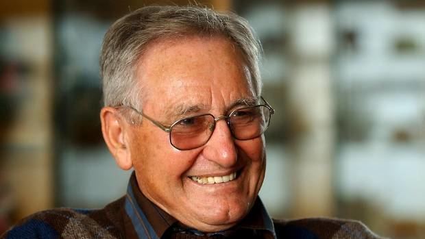 Roy Kerr Kiwi black hole expert Roy Kerr wins prestigious Crafoord Prize