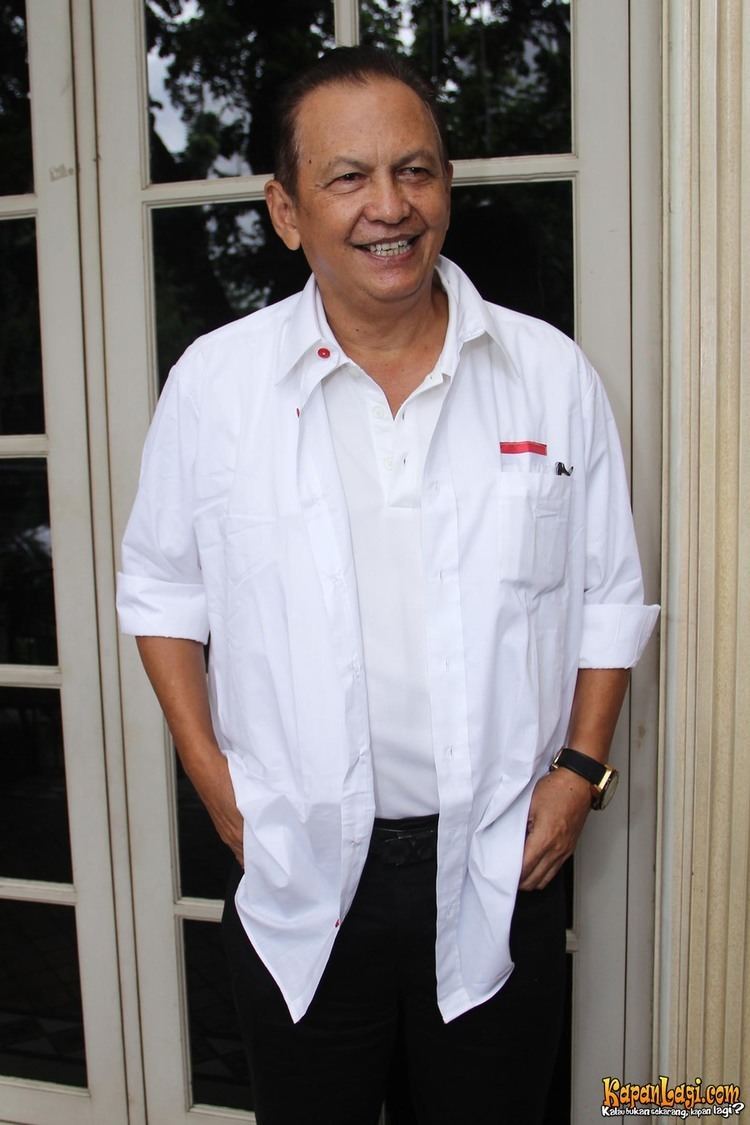 Roy Marten Cinta Indonesia Roy Marten pakai barang buatan dalam