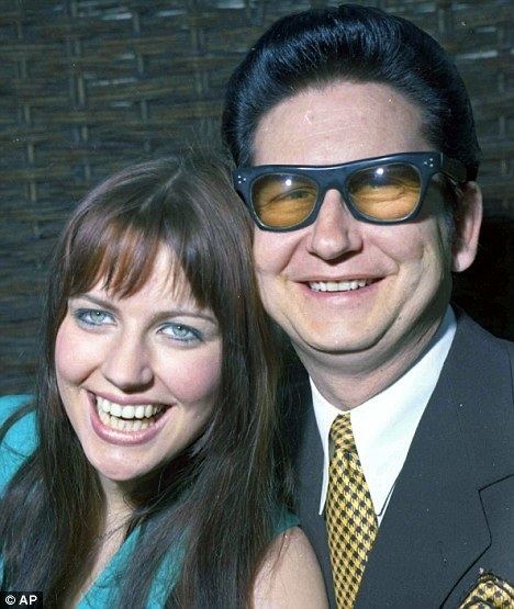 Roy Orbison Roy Orbisons widow Barbara dies of cancer aged 60 Daily Mail Online