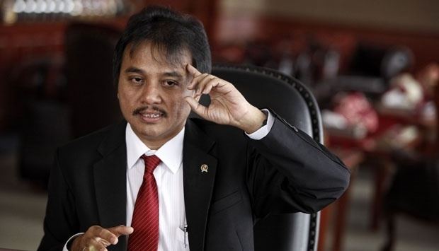 Roy Suryo Roy Suryo Urges BPK to Finish Hambalang Audit National