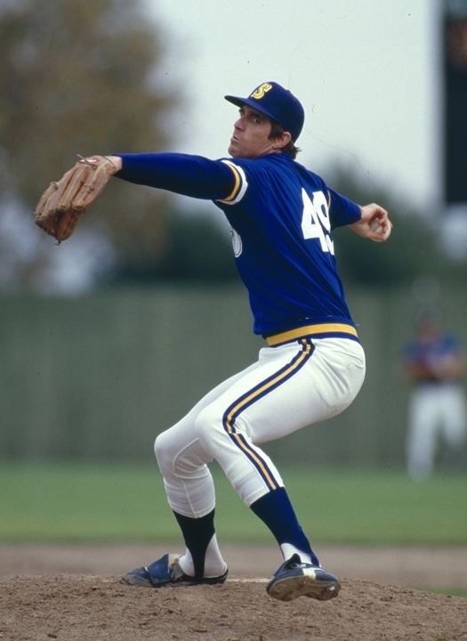 Roy Thomas (pitcher) Former Mariners pitcher Roy Thomas throws out 1st Pitch Tomorrow