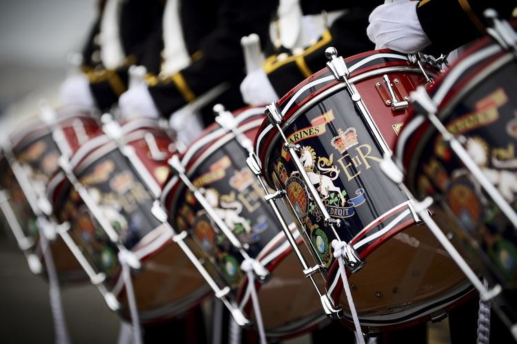 Royal Marines Band Service httpsuploadwikimediaorgwikipediacommonsbb