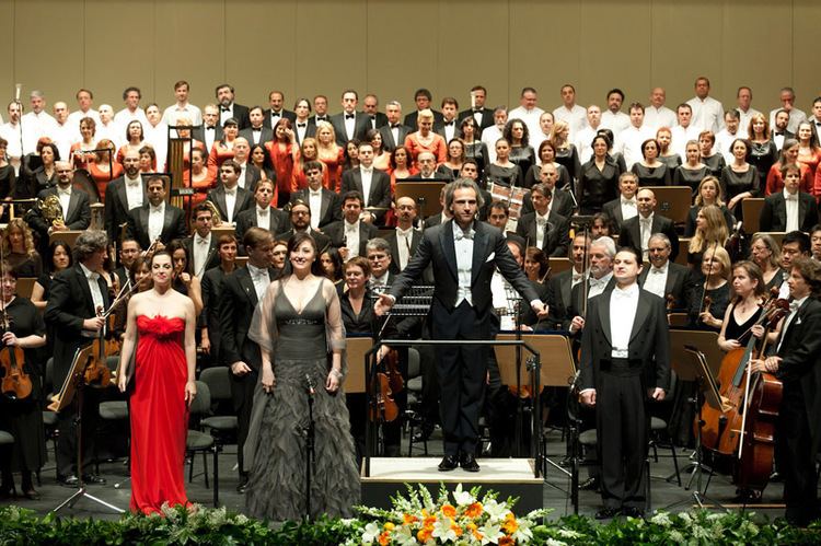 Royal Seville Symphony Orchestra caatmeswpcontentuploads201104532hAtlantida