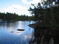 Årsjön, Tyresta httpsuploadwikimediaorgwikipediacommonsthu