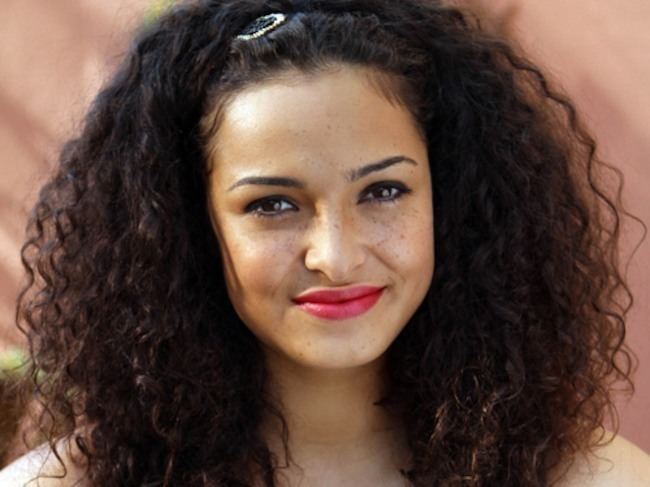 Ruby Button Hollyoaks Profiles Ruby Button Anna Shaffer All 4