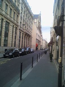 Rue de la Victoire httpsuploadwikimediaorgwikipediacommonsthu