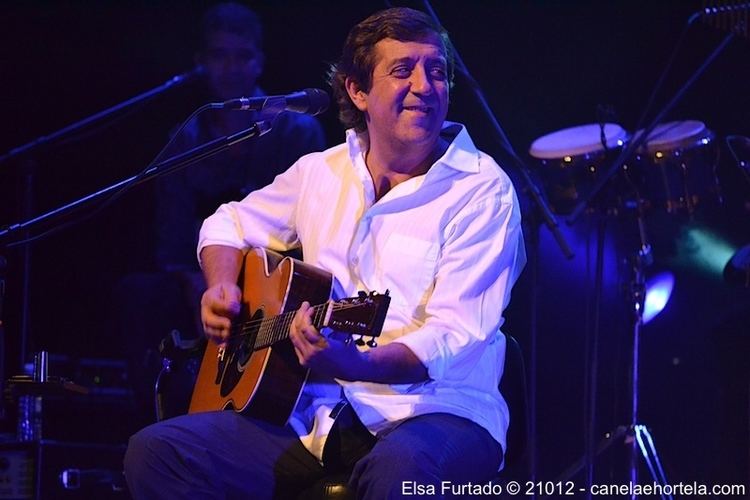 Rui Veloso Rui Veloso proporcionou mais um grande concerto no Coliseu de Lisboa