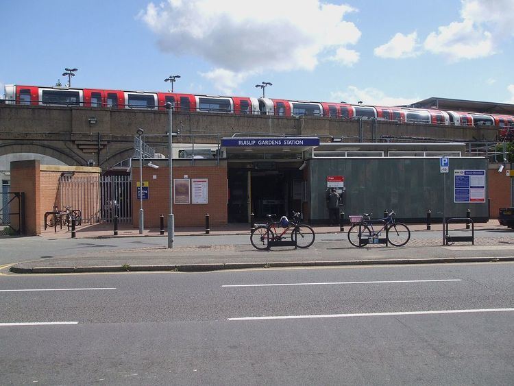 Ruislip Gardens tube station