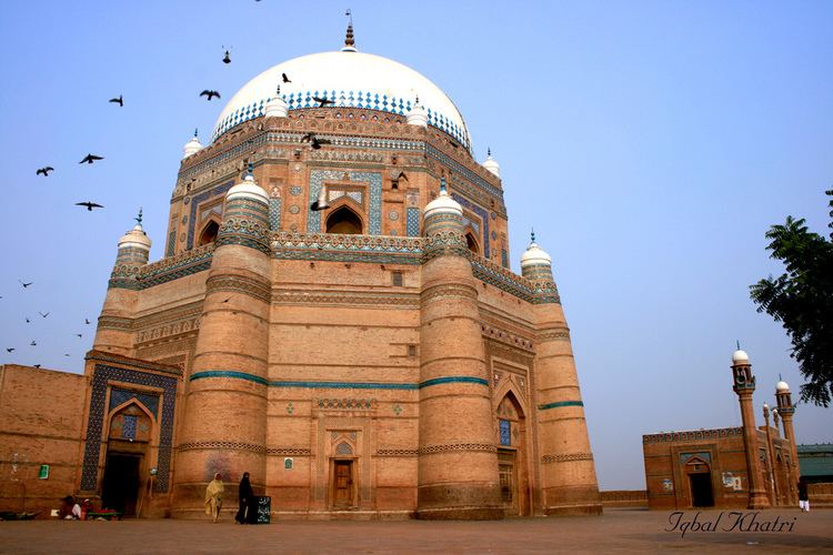 Rukn-e-Alam Shrine of Shah Ruknealam Sheikh RuknudDin Abul Fath 1 Flickr