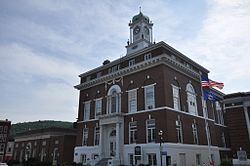 Rumford Municipal Building httpsuploadwikimediaorgwikipediacommonsthu