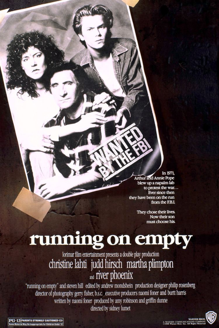 Running on Empty (1988 film) wwwgstaticcomtvthumbmovieposters11016p11016
